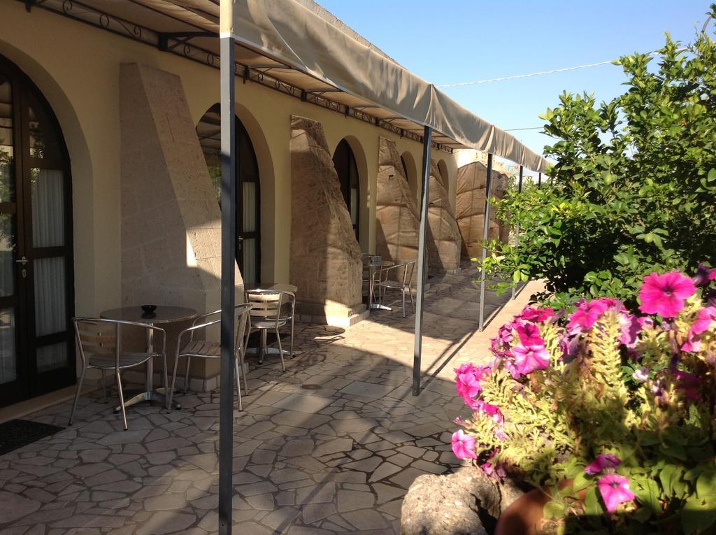 אבטראנה Masseria La Porticella מראה חיצוני תמונה